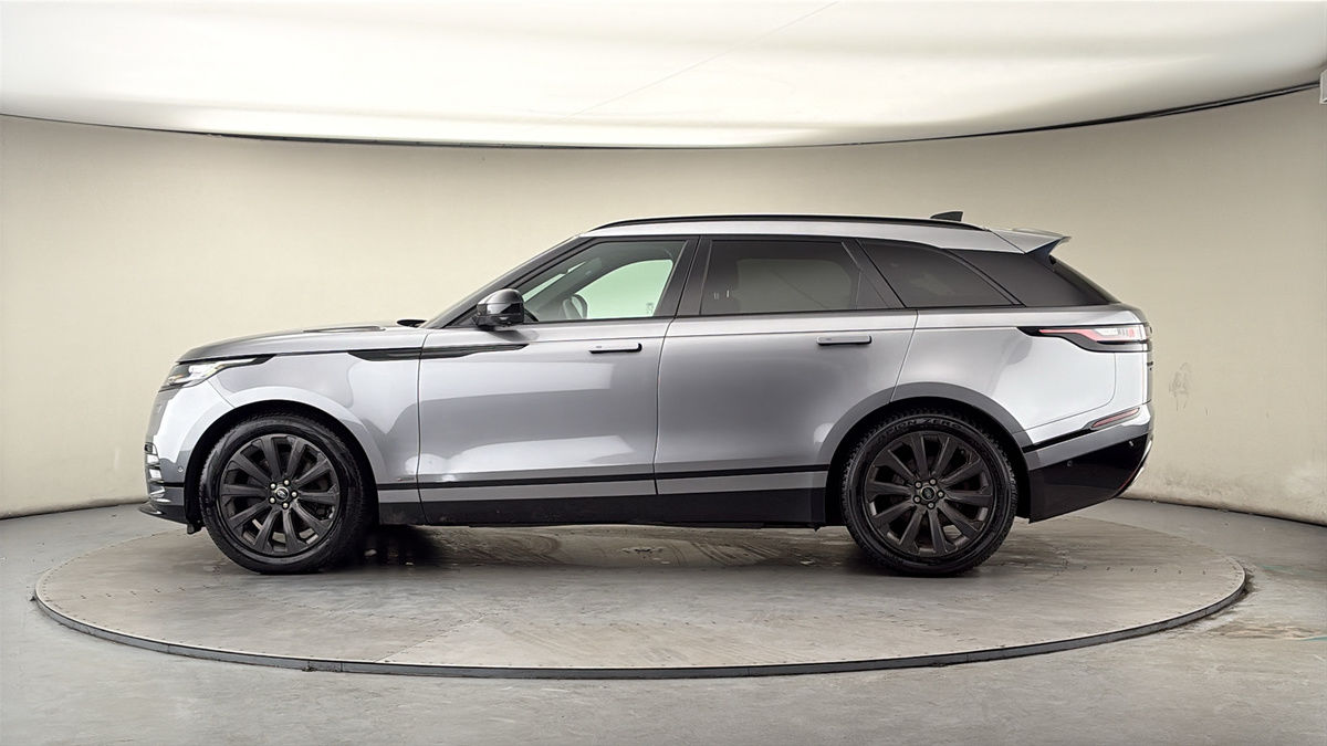 More views of Land Rover Range Rover Velar