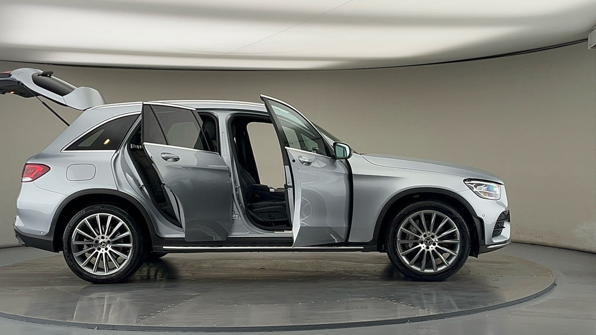 More views of Mercedes-Benz GLC