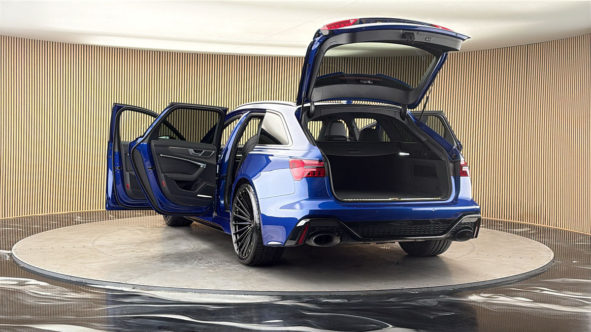 More views of Audi RS6 Avant