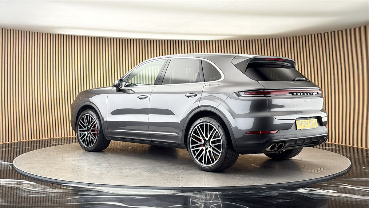 More views of Porsche Cayenne