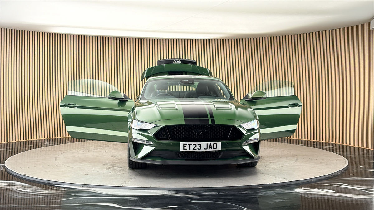 More views of Ford Mustang