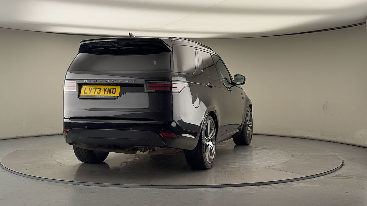 More views of Land Rover Discovery