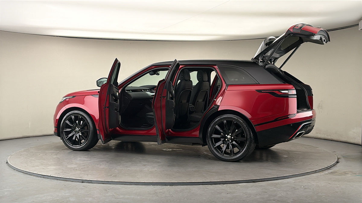 More views of Land Rover Range Rover Velar