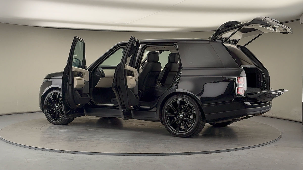 More views of Land Rover Range Rover