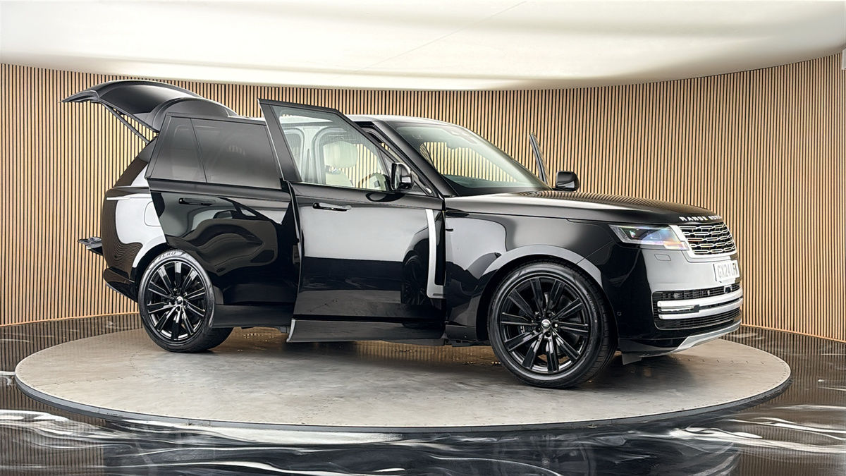 More views of Land Rover Range Rover