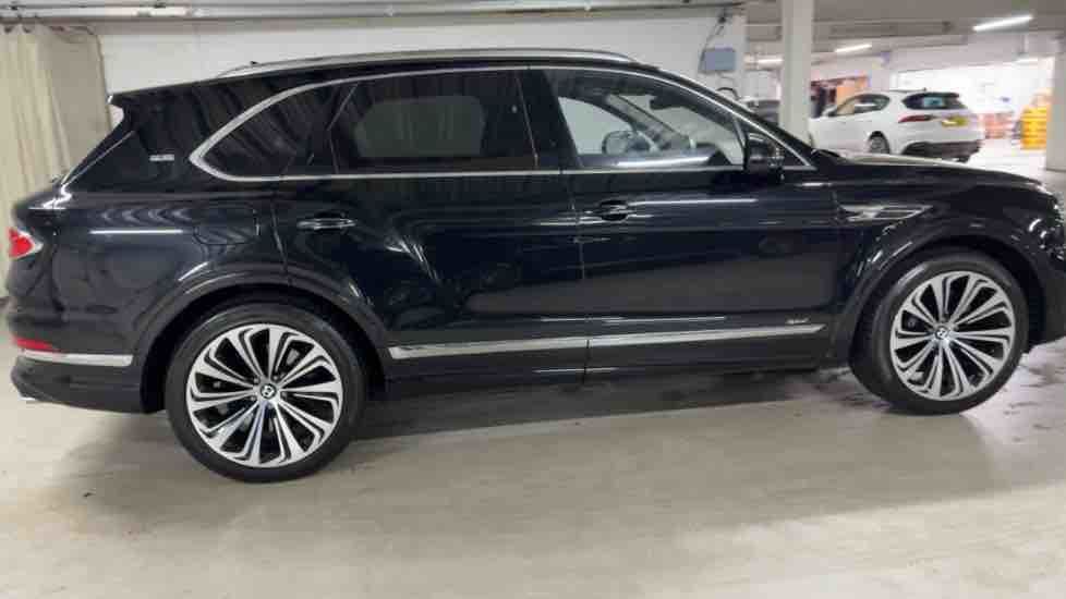 More views of Bentley Bentayga
