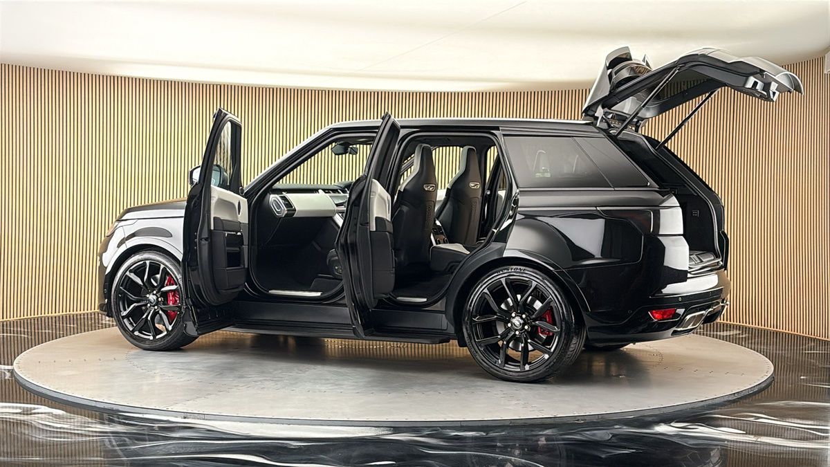 More views of Land Rover Range Rover Sport