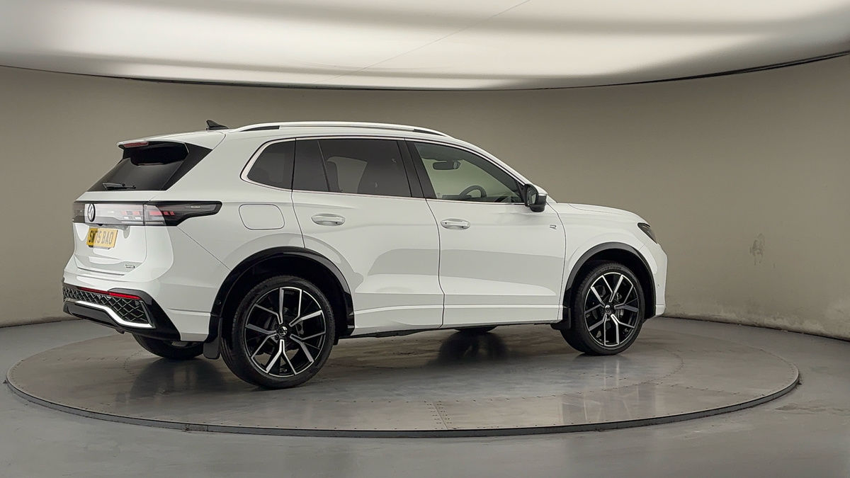 More views of Volkswagen Tiguan