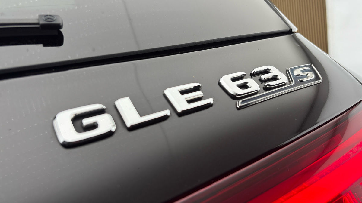 More views of Mercedes-Benz GLE