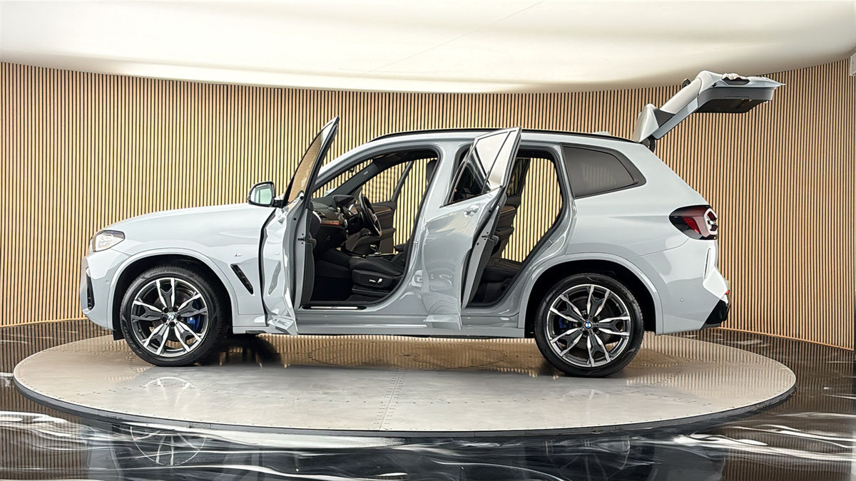 More views of BMW X3