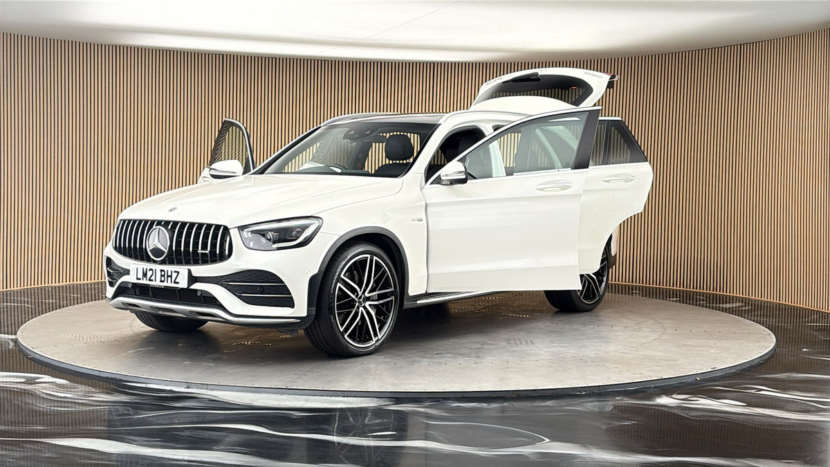 More views of Mercedes-Benz GLC