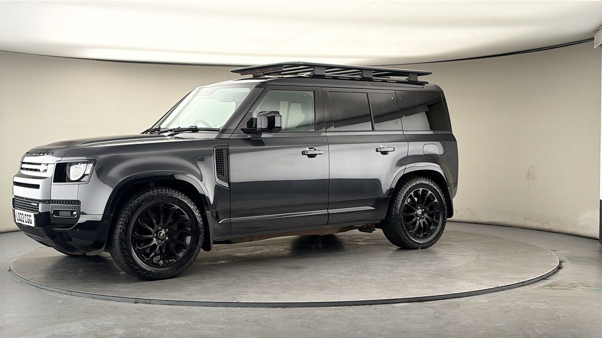 More views of Land Rover Defender 110