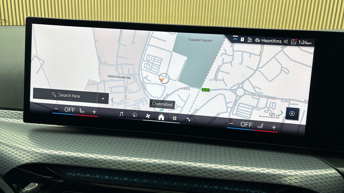 BMW 3 Series Image 17