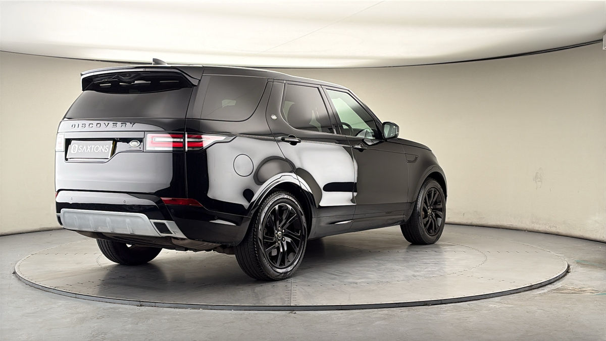 More views of Land Rover Discovery