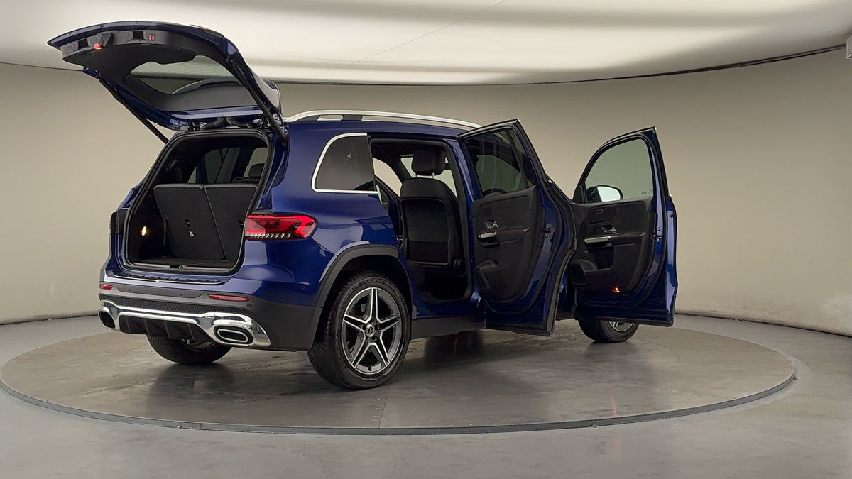 More views of Mercedes-Benz GLB