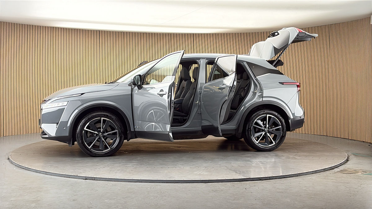 More views of Nissan Qashqai