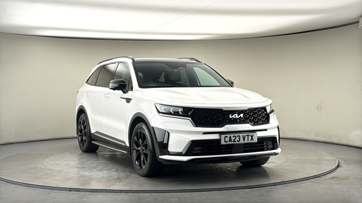 More views of Kia Sorento