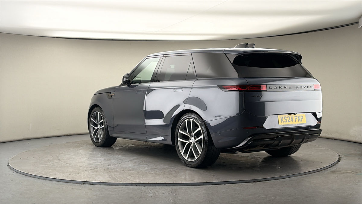 Land Rover Range Rover Sport Image 2