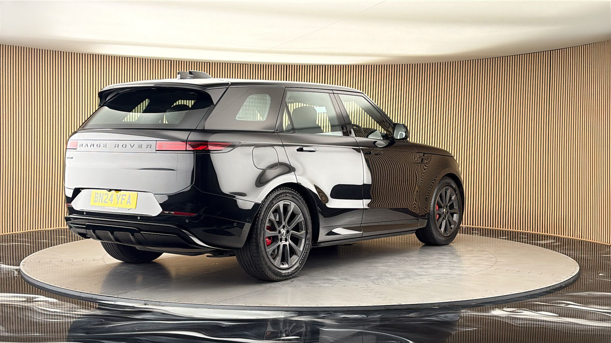 More views of Land Rover Range Rover Sport
