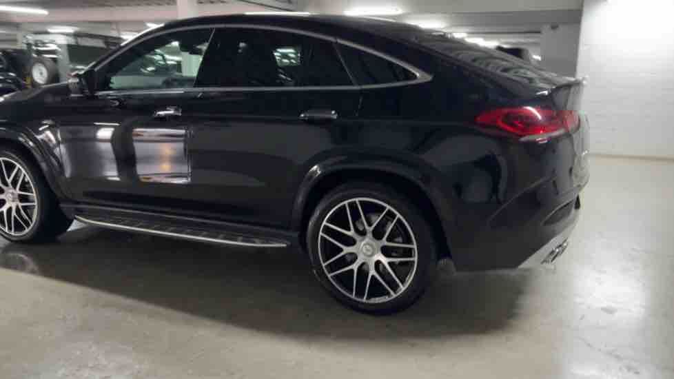 More views of Mercedes-Benz GLE