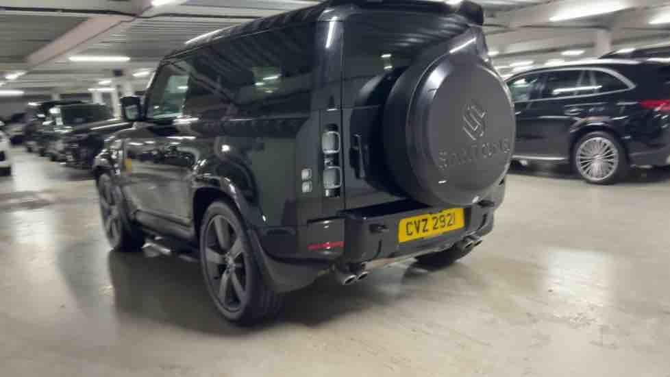 More views of Land Rover Defender 90
