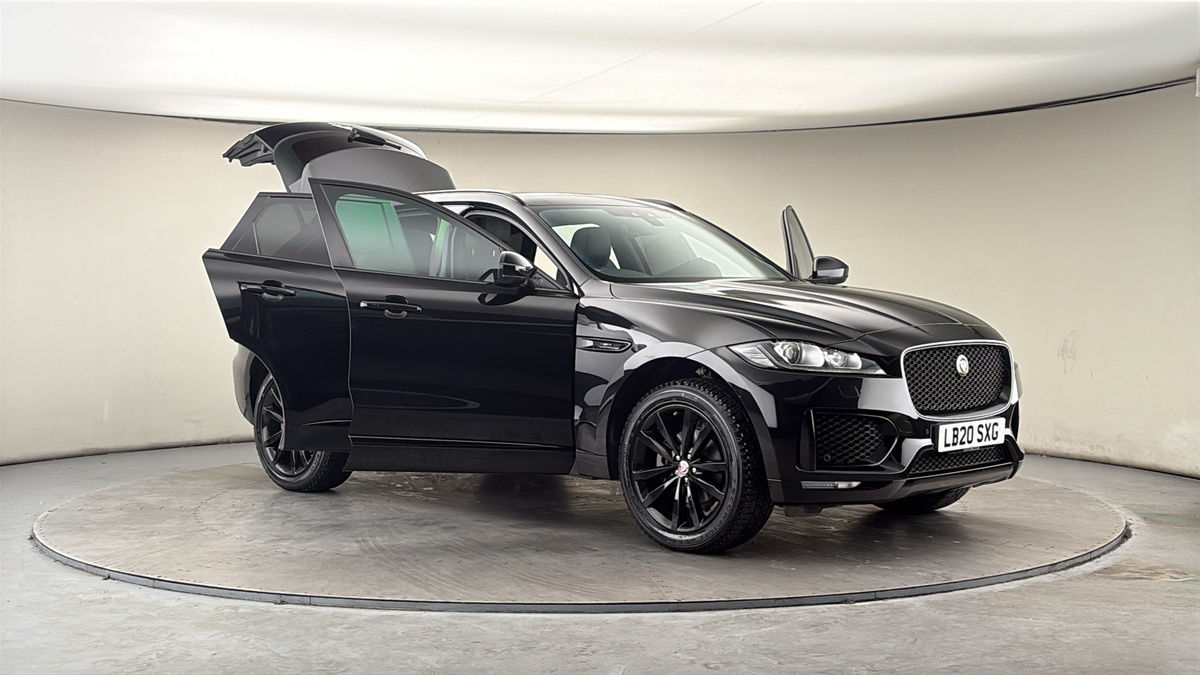 More views of Jaguar F-PACE