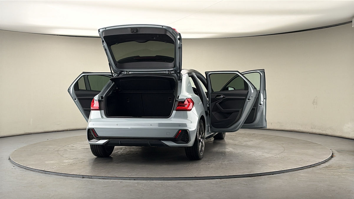 More views of Audi A1