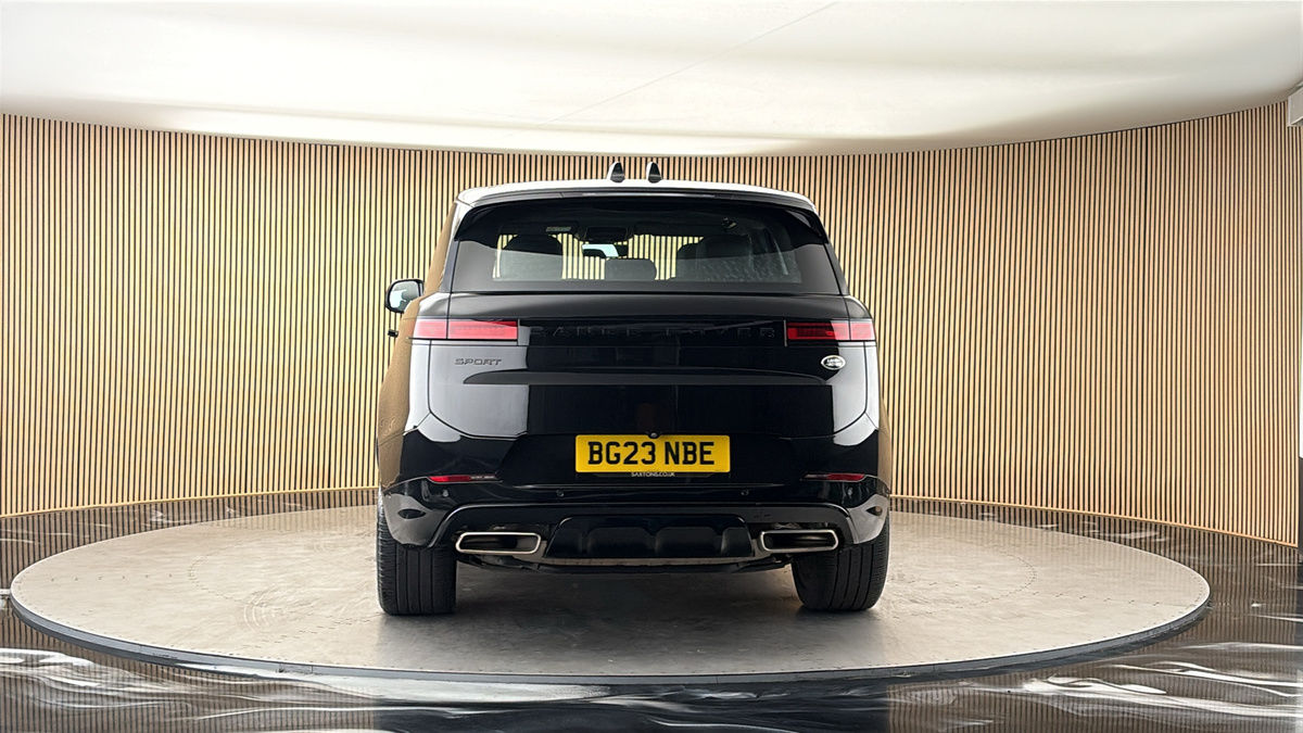 More views of Land Rover Range Rover Sport