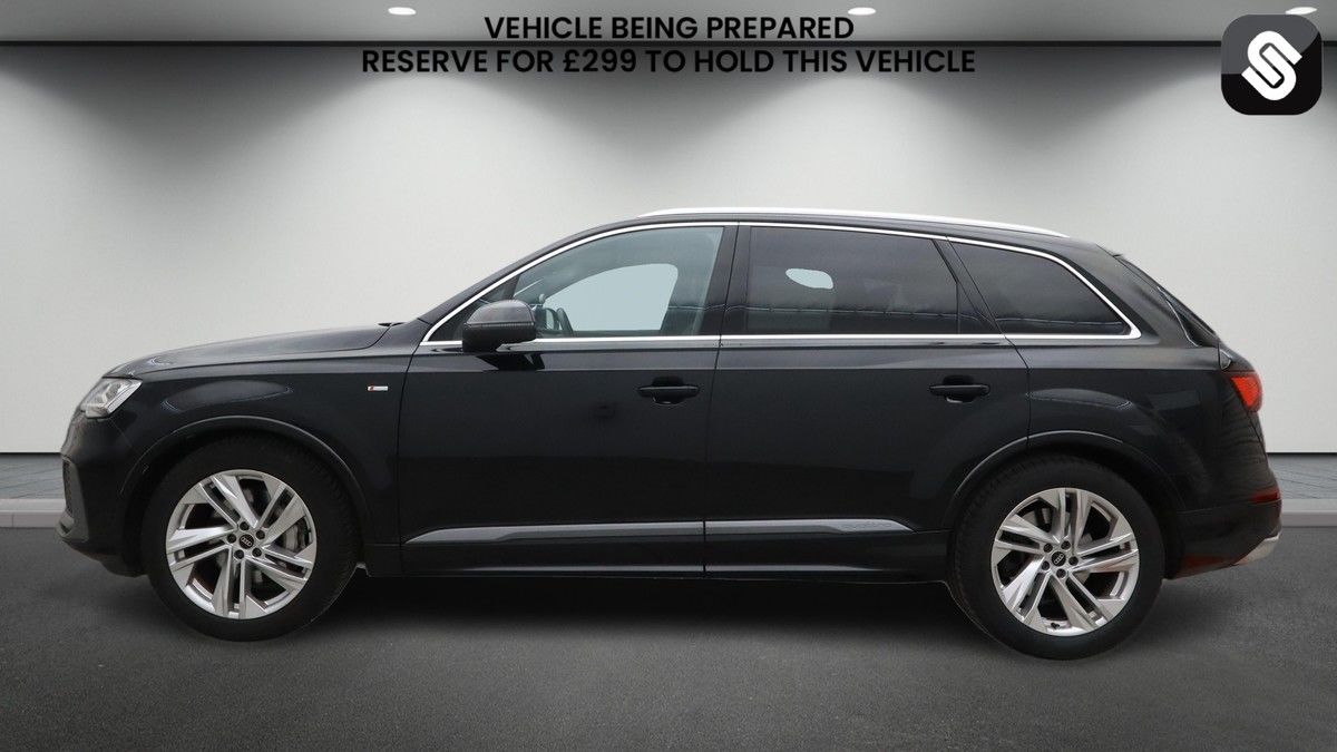 Audi Q7 Image 6