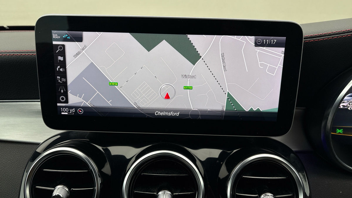 Mercedes-Benz C Class Image 17