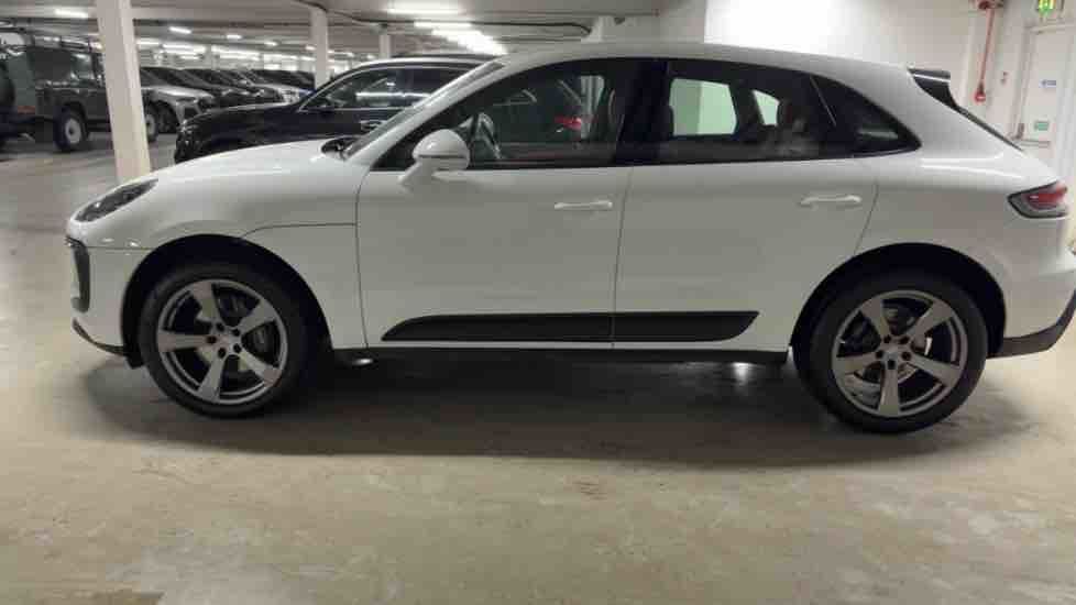 More views of Porsche Macan