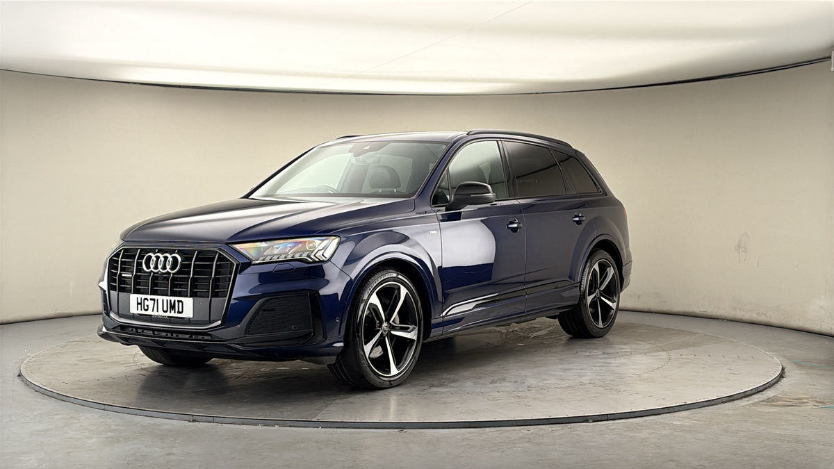 More views of Audi Q7