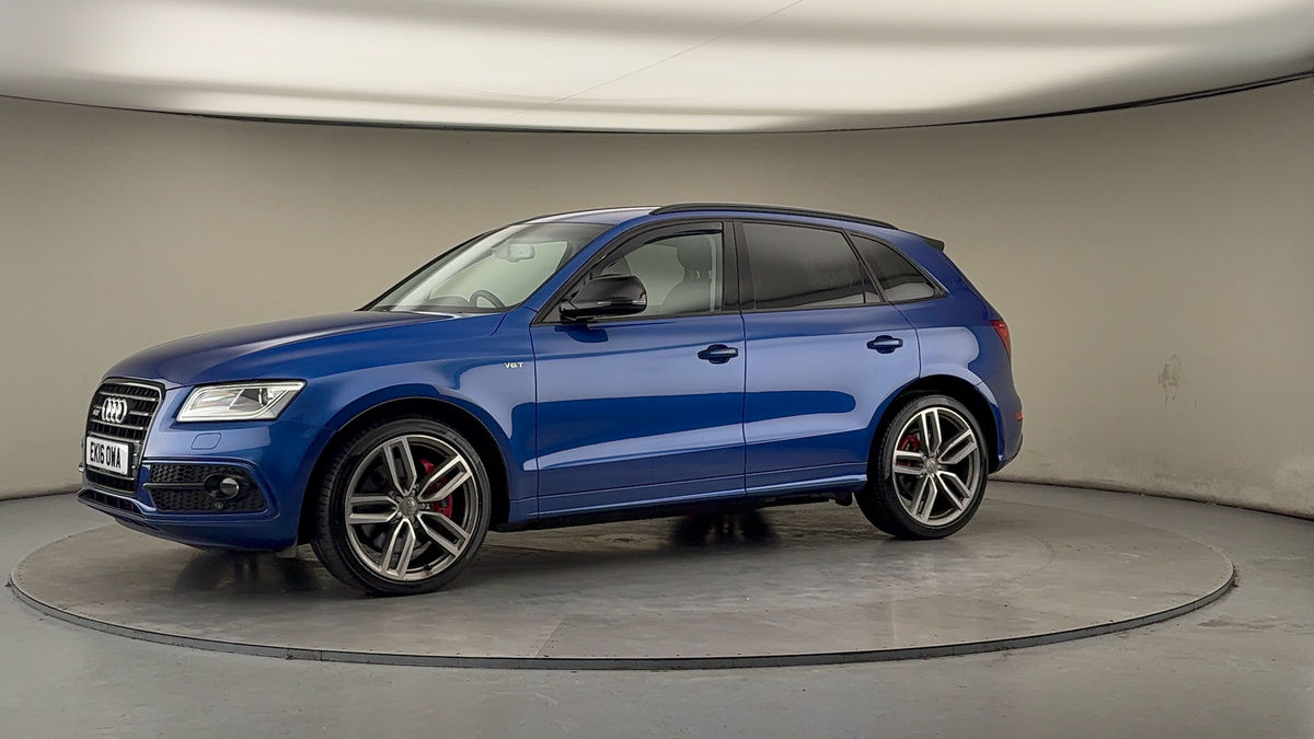 More views of Audi SQ5