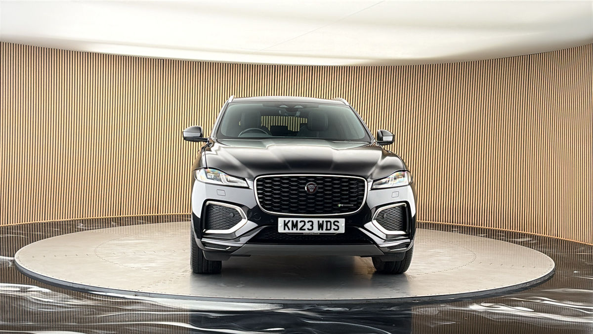 More views of Jaguar F-PACE