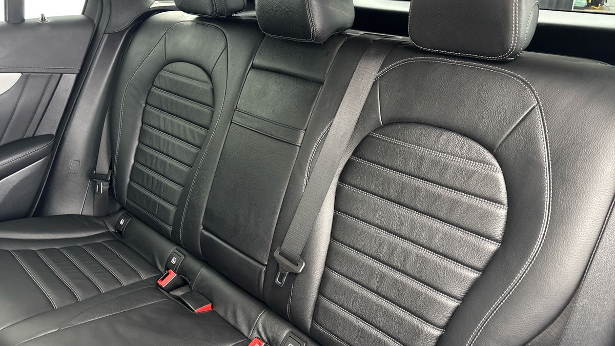 Mercedes-Benz GLC Image 8