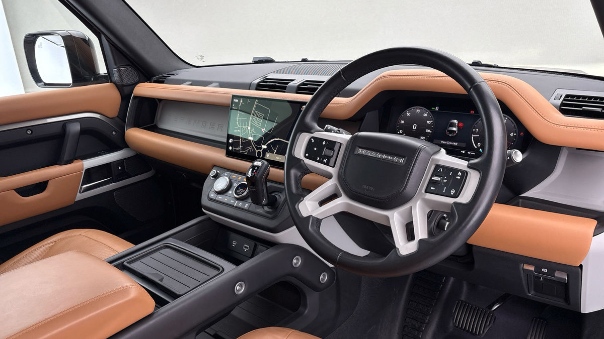 Land Rover Defender 90 Image 5