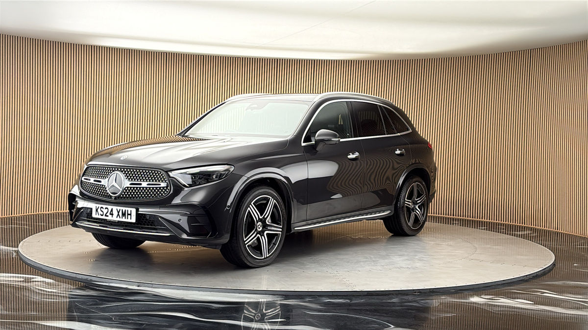 More views of Mercedes-Benz GLC