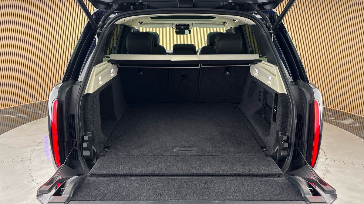 Land Rover Range Rover Image 11