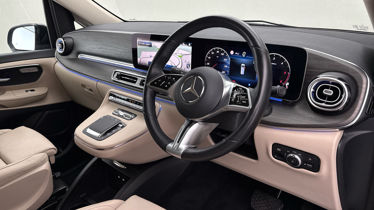 Mercedes-Benz V Class Image 5