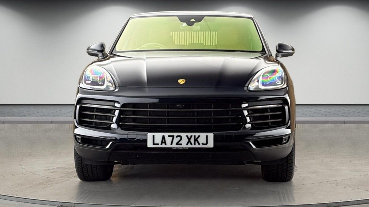 Porsche Cayenne Image 3