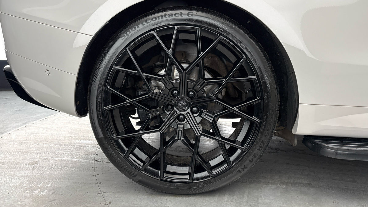 Land Rover Range Rover Sport Urban Image 10