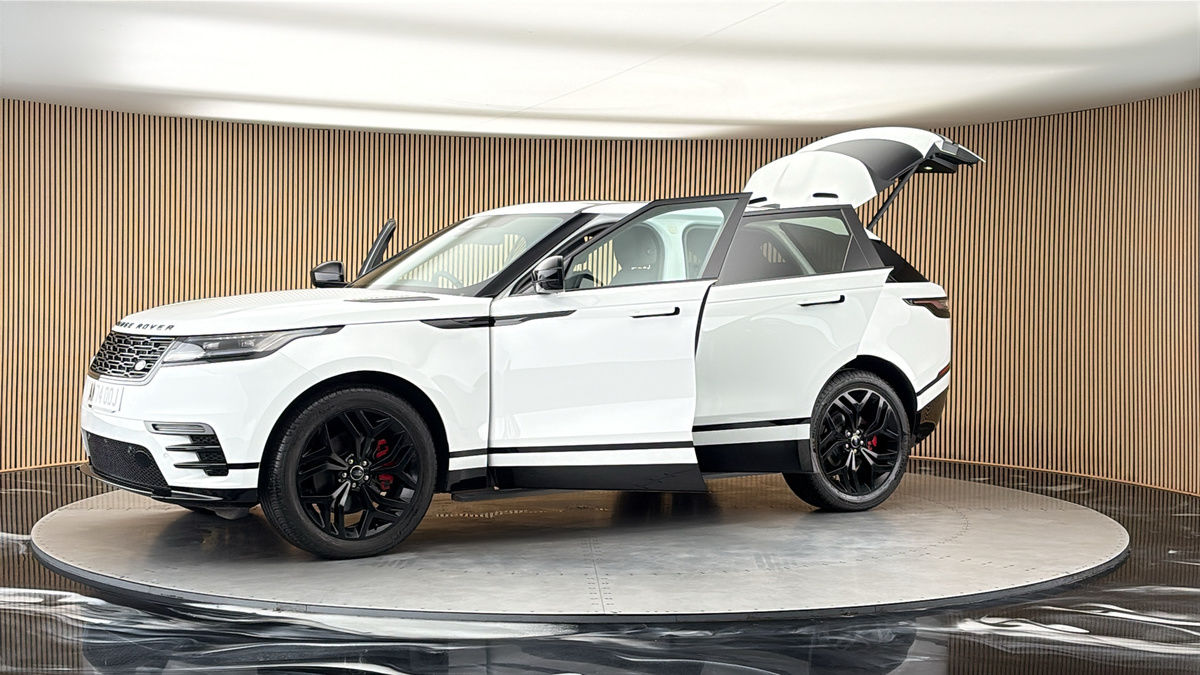 More views of Land Rover Range Rover Velar