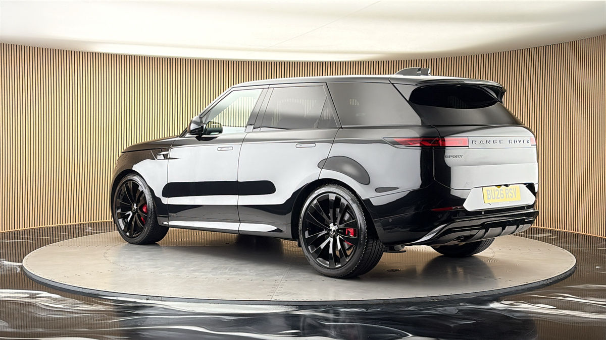 More views of Land Rover Range Rover Sport