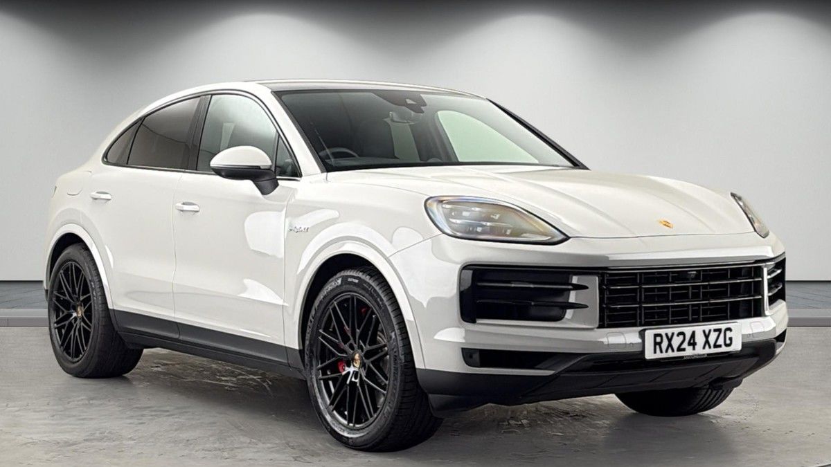 More views of Porsche Cayenne