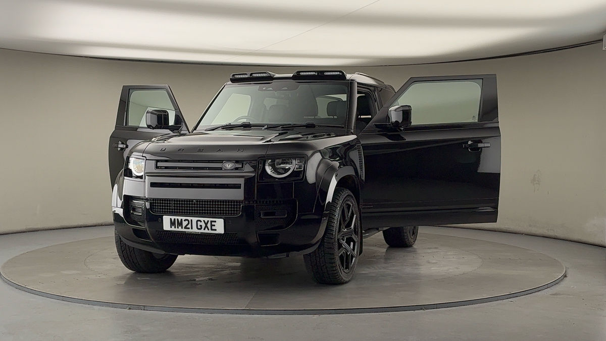 More views of Land Rover Defender 90