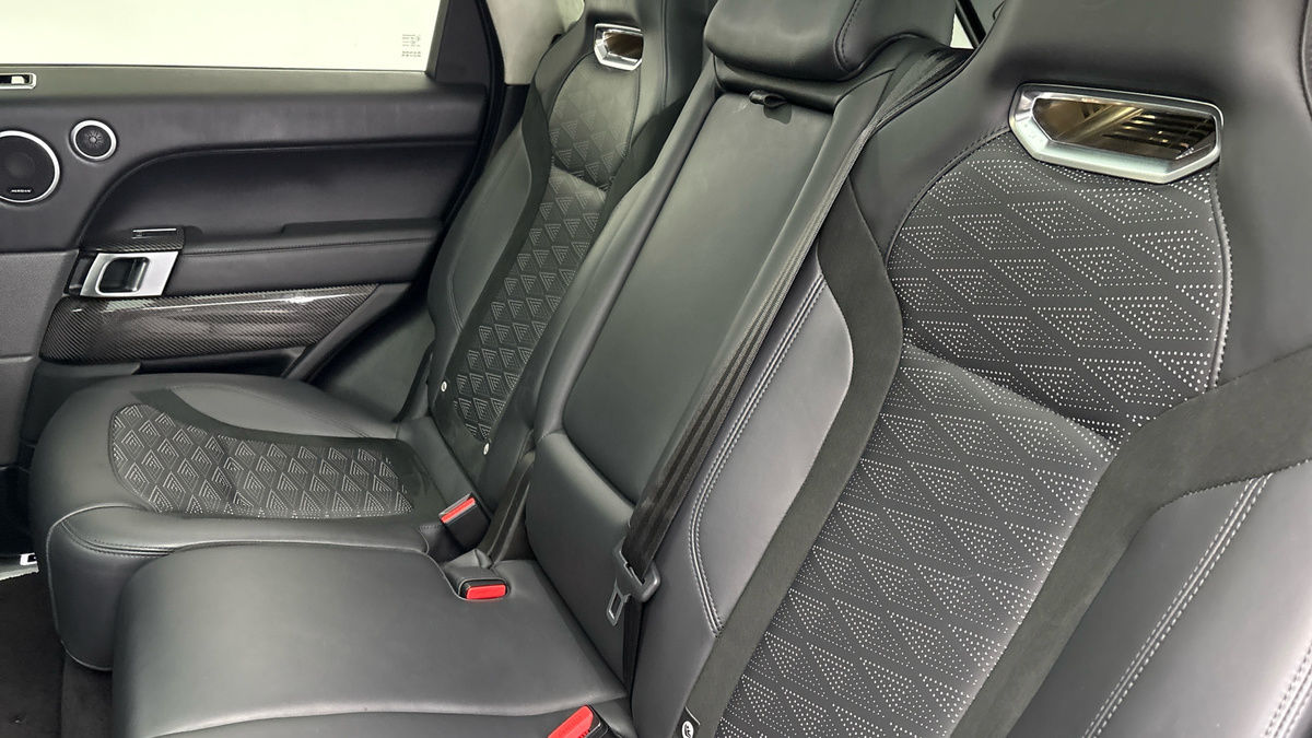 Land Rover Range Rover Sport Image 8