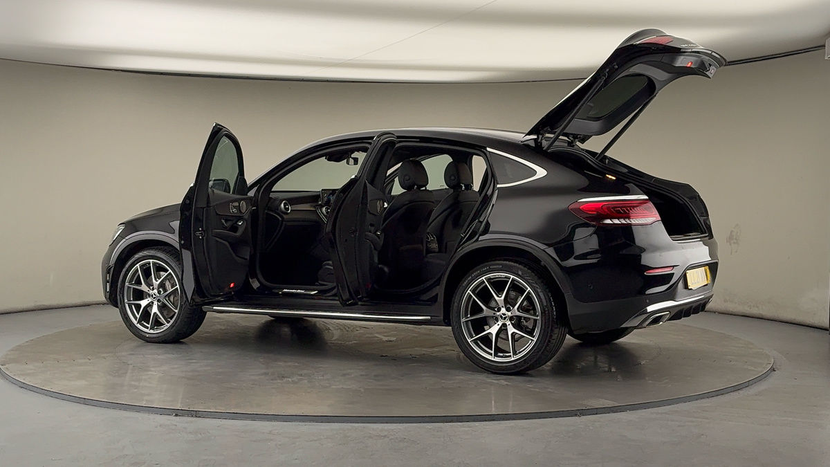 More views of Mercedes-Benz GLC