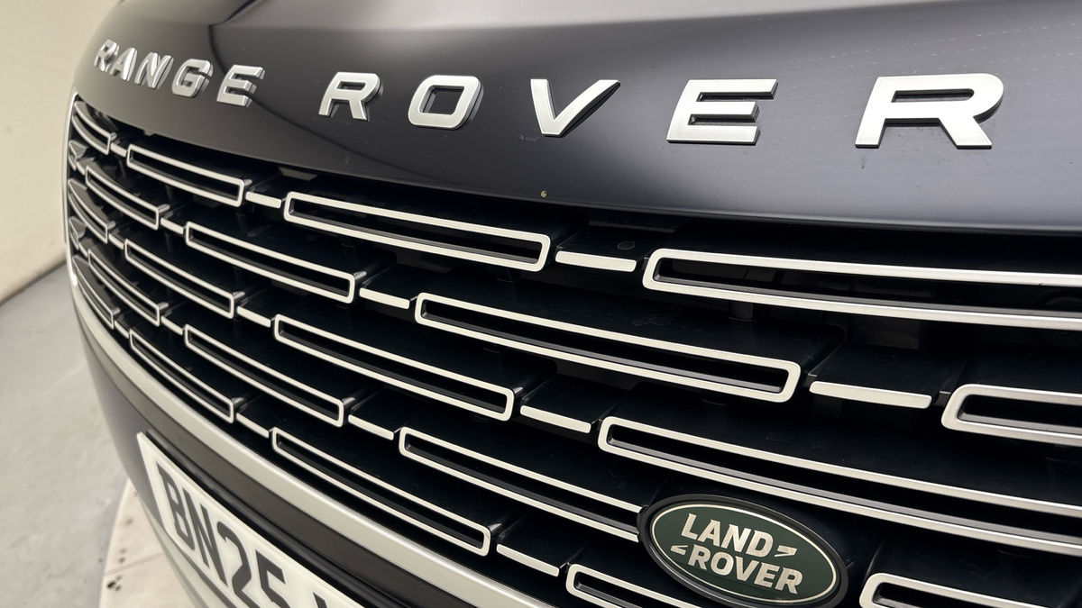 Land Rover Range Rover Image 24