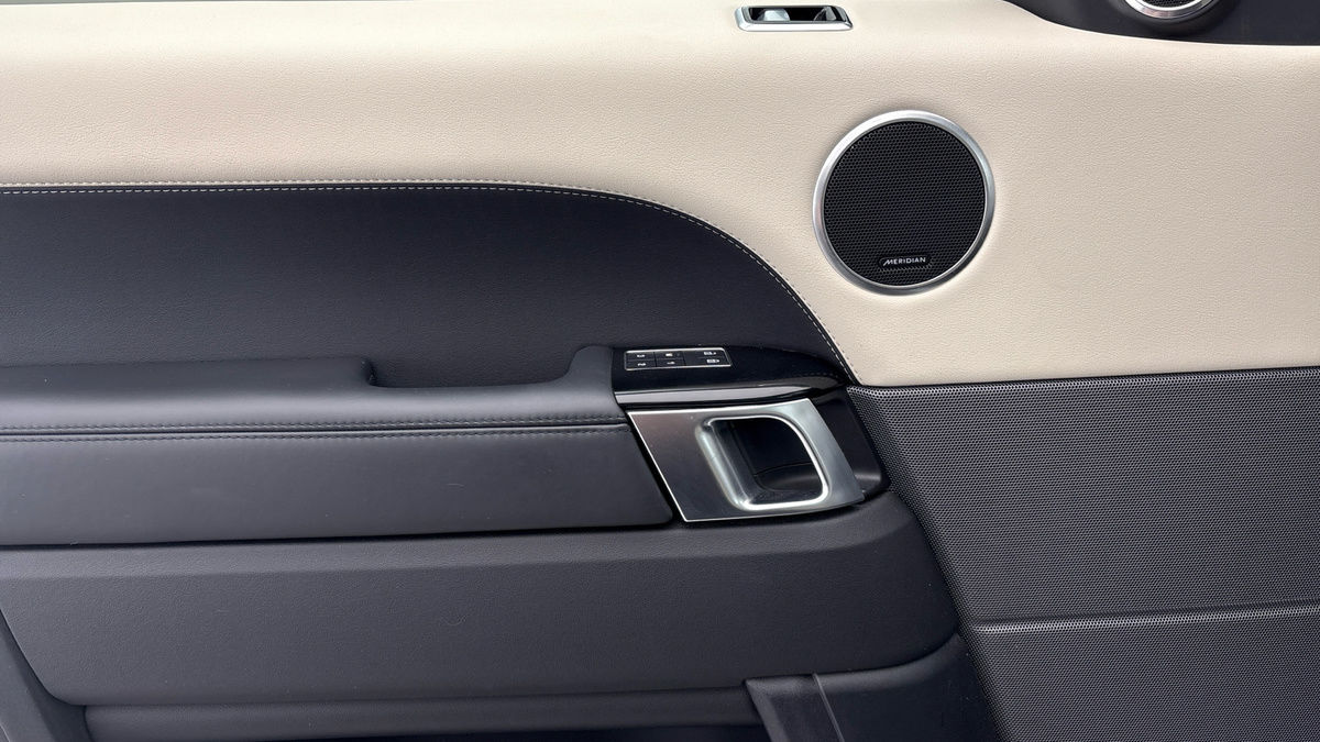 Land Rover Range Rover Sport Image 19