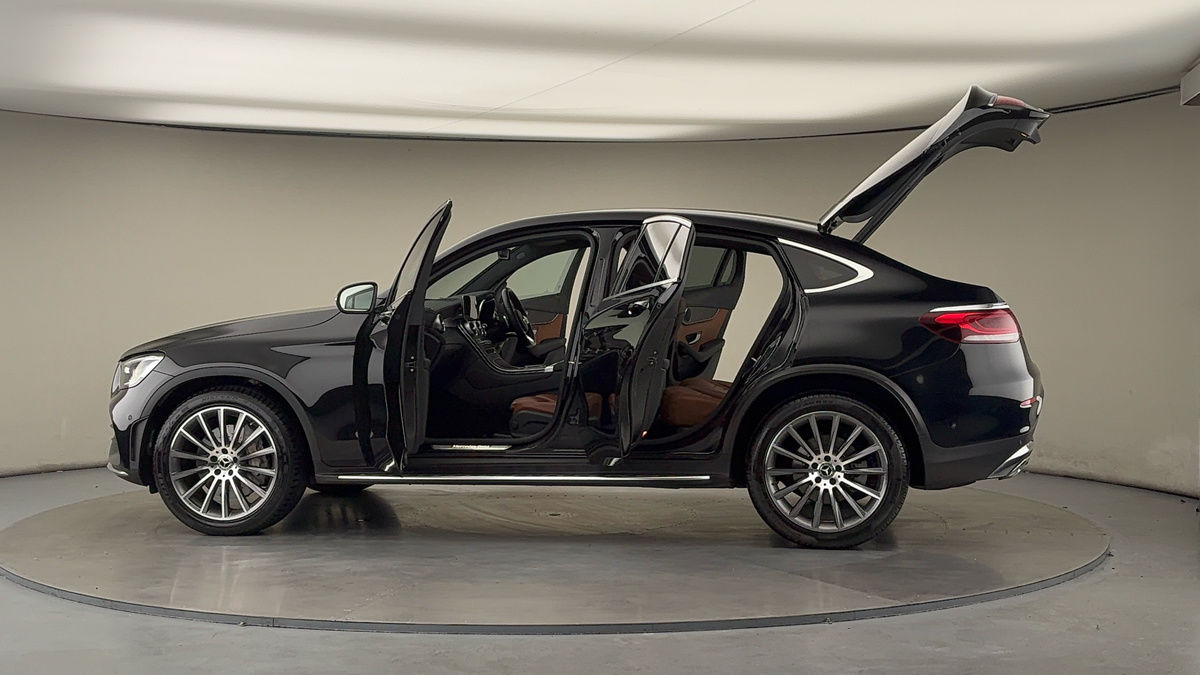 More views of Mercedes-Benz GLC